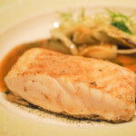 ベージュ アラン・デュカス 東京 - 