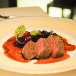 ベージュ アラン・デュカス 東京 - 