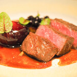 ベージュ アラン・デュカス 東京 - 