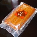 パティスリー アトリエ タケ - ◆紅茶フィナンシェ＠１５７円