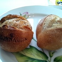 モナリザ 丸の内店 - パン２種類