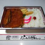 Tai an bentou - とんかつ弁当 （税込 ３７８円）