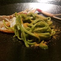 オステリア ブッビーノ - 手打ちタリオリーニ　手長海老　春菊を使ったジェノベーゼ