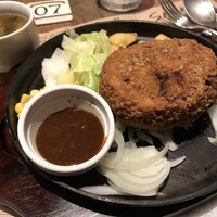ビストロガブリ 大門店 - ランチのメンチカツ！