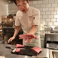 ARMONICO - なかやま牧場の和牛のミスジとトモサンカクの炭火焼き