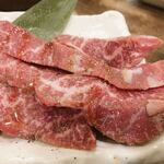 ホルモン肉問屋 小川商店 - 特上ハラミ　これがうまいんじゃ！