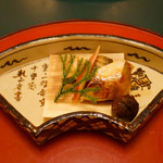 金沢犀川温泉 川端の湯宿 滝亭 - 焼き物（能登かますの舞茸巻き、ブリ西京焼き）
