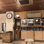 とんかつ とんき 目黒本店 - 綺麗に整ったカウンター内