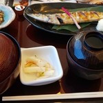 和食レストランとんでん - さんまの焼魚定食ランチ980円