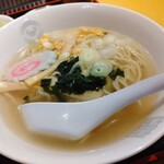 Chousen Hanten - 【2019.12.3(火)】日替ランチ(塩ラーメン＋焼肉丼)640円の塩ラーメン