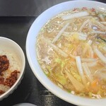 Chuukaryouri shouyoutei - ランチ  肉糸麺(ルースーメン)&中華そぼろ飯