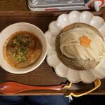 花雷 - ごまペーストのうどん 坦々(冷) 818円