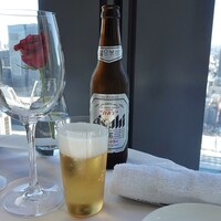 リストランテ･ヒロ チェントロ 丸ビル店 - ビール小瓶（＠800円＋税サ）
