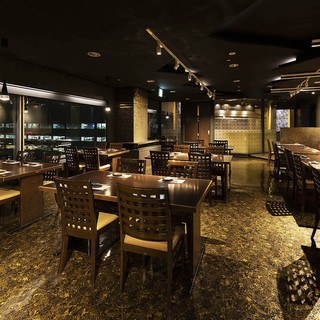 24階からの美しい夜景を楽しめるお席