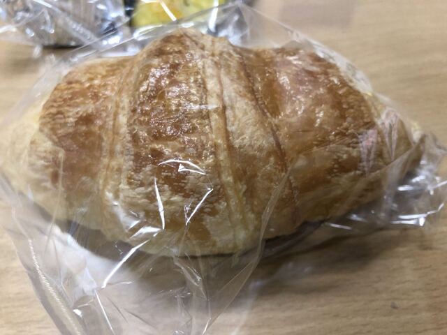 ベーカリーカフェ アンスリール 南米沢｜手作りパンとこだわりコーヒー