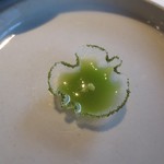 キュイジーヌ[s] ミッシェル・トロワグロ - フィンガーフード1、アップ