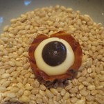 キュイジーヌ[s] ミッシェル・トロワグロ - フィンガーフード3、アップ