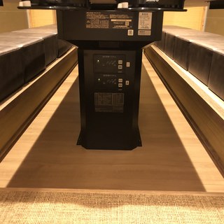 掘りごたつ席は全席床暖房完備のため足元ポカポカです。