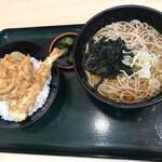 名代 箱根そば - ミニ海老&かき揚げ丼セット(そば)590円