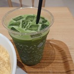Nana's green tea - アイス抹茶ラテ
