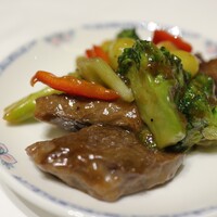 中国料理 桃花林 - 和牛サーロインとぎんなん炒め