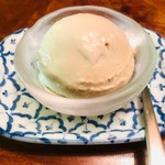 馬来西亜マレー - ガヤン（440円）