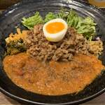 SPICY CURRY 魯珈 - ◉ろかプレート1,050円（魯珈チキンカレー） ◉肉ダブル（＋350円） ◉大盛（＋100円）