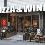秋葉原500バル - PIZZA＆WINEの看板が目印！