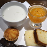 豊栄 - デザート（トロトロ杏仁豆腐・みかん桂花陳酒コンポート・マーラーカオ・ココナツタルト）