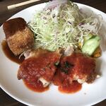 パキラ - サービスランチ¥980チキングリルとクリームコロッケ