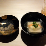 味勧屋 - とうもろこしの真丈とごま豆腐