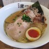 麺屋 猪一 離れ - 料理写真:【追い鰹そば 赤玉味付け玉子入り】￥1000