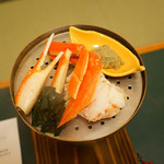 金沢犀川温泉 川端の湯宿 滝亭 - 酢の物（蒸しズワイガニをカニ酢で頂く）