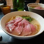 牛骨らぁ麺マタドール - 贅沢焼牛らぁ麺　塩\1050(19-12)