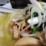 塩そば専門店 桑ばら - 地鶏タタキとアサリの塩そば