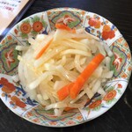 中国料理 美珍 - 大根の甘酢漬け