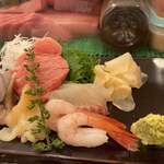 Nihombashi Sushi Tetsu - 刺身盛り合わせ