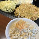 Okonomiyaki Monja Teppanyaki Ogata - サラダ