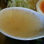 麺や横丁 縁日 - 塩バターラーメンの、スープ☆