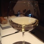 レストラン マノワ - グラス（白）：ブルゴーニュ・シャルドネ