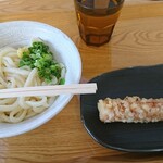 合田うどん - まずは、しょう油うどんとちく天！