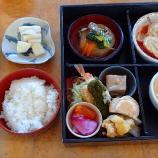 河口湖で人気の日本料理 ランキングtop12 食べログ 河口湖で人気の日本料理 ランキングtop12 食べログ
