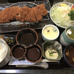 とんかつ 馬の背 - ロースカツ定食