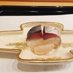 馬車道 大かわ - 鯖寿司