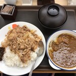 松屋 - 創業ビーフカレギュウ 並［720円］