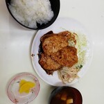 Tonkatsuno Maruei - 豚ショウガ焼き定食530円。530円のしょうが焼き定食としては、とんでもない実力❗