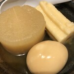 日向食堂 - おでん。玉子、大根、ちくわぶ の三種類。