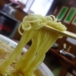 中華そば志のぶ支店 - 麺のアップ