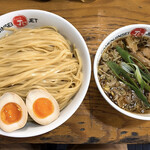 ラーメン人生JET600 - 醤油つけ麺大盛　850円＋100円
 