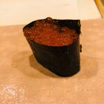 鮨 十兵衛 - イクラ軍艦